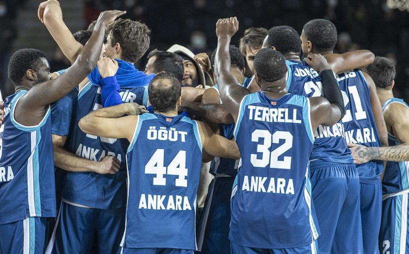 basketbolda sezonun ilk maci turk telekomun
