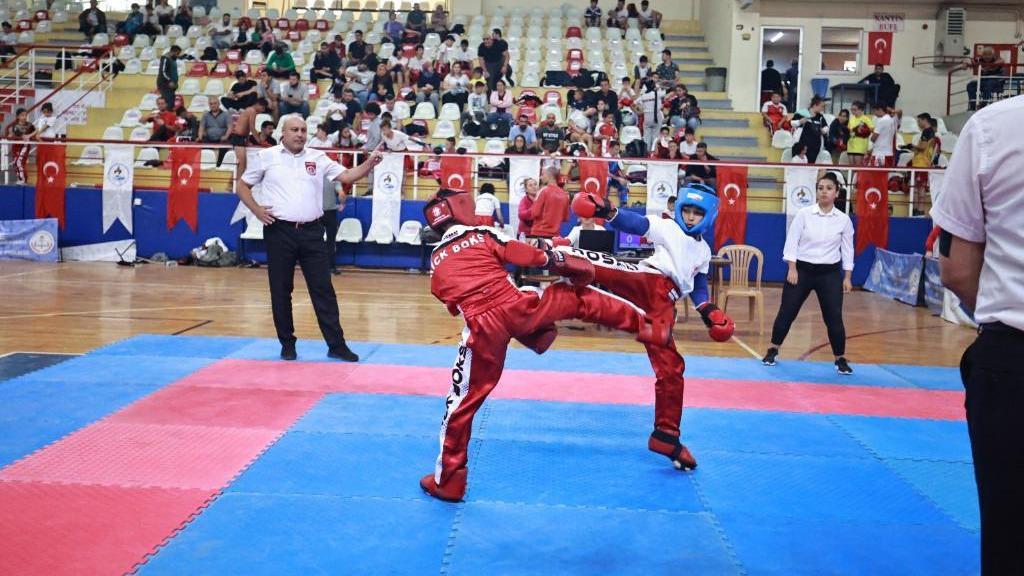 kick boks zafer kupasi basladi