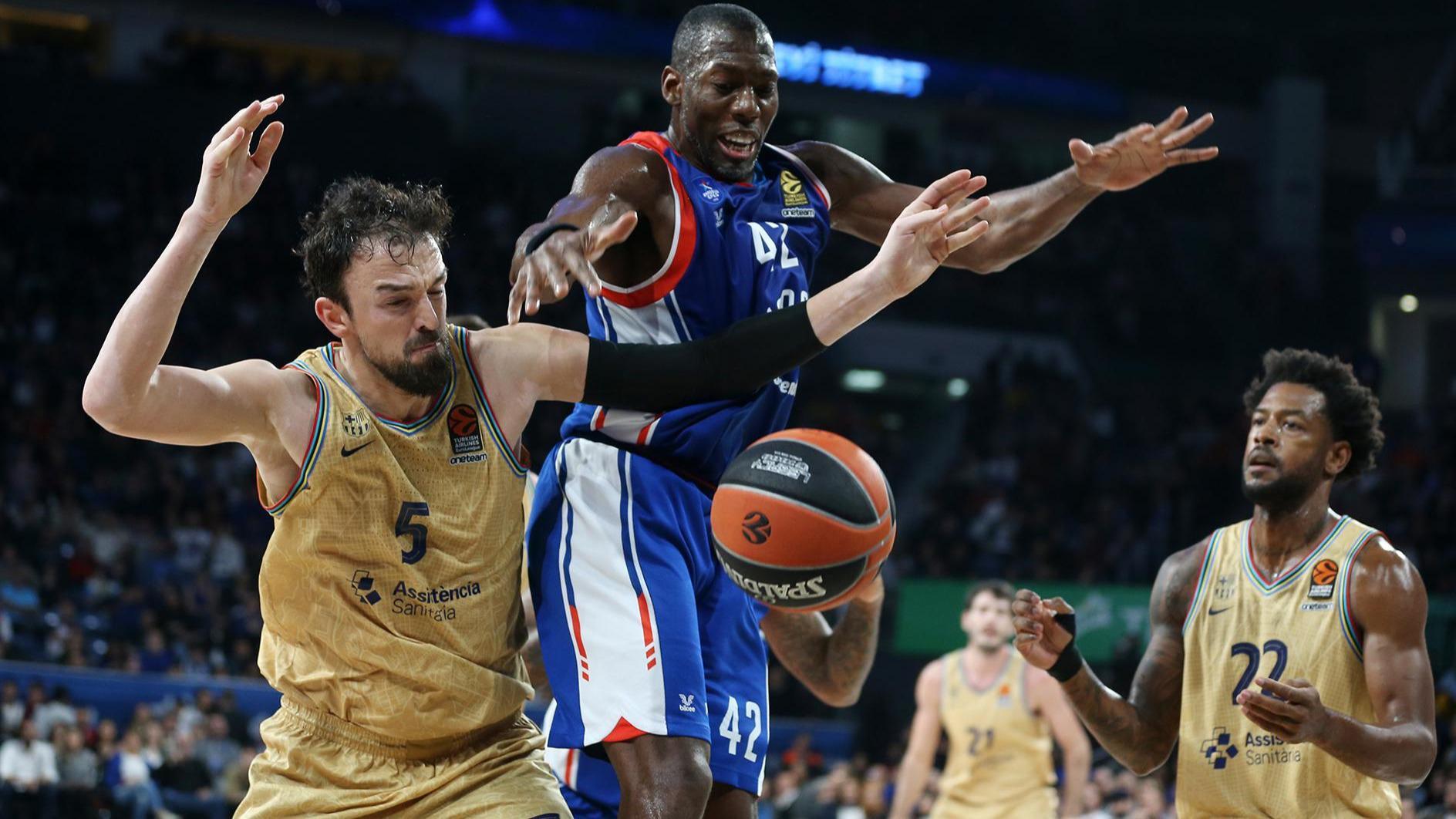 ozet anadolu efes barcelona mac sonucu 96 86