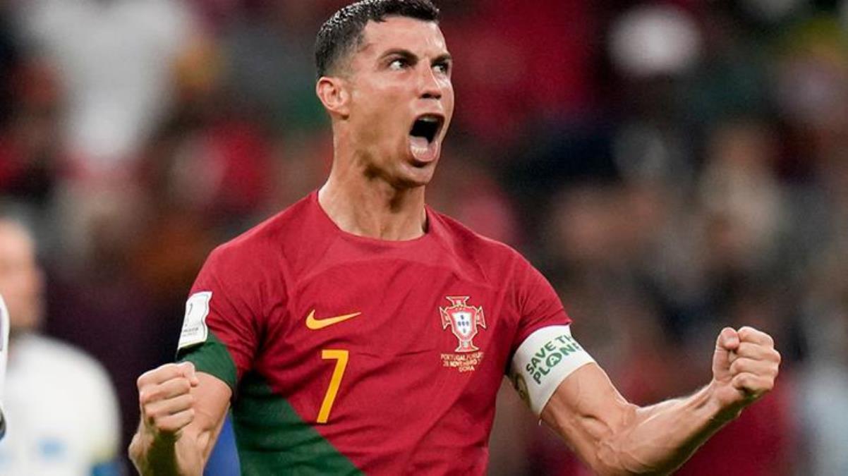 ronaldo finale yuruyor portekiz gule oynaya turladi