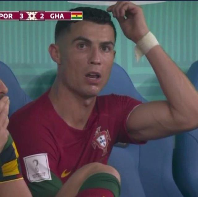 Ronaldo sinir krizi geçirdi! Rakip oyuncu gözünün içine baka baka dalga geçti