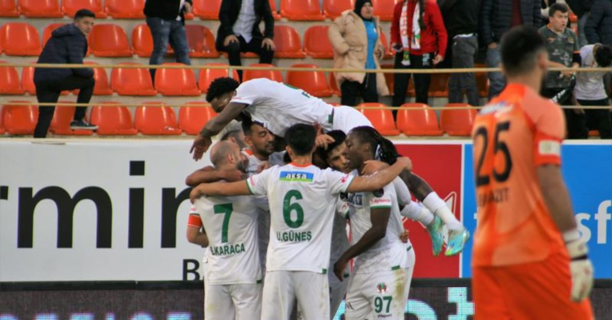 alanyaspor kayserisporu devirdi