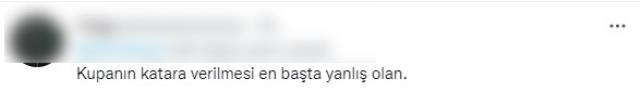 Sebebi ortaya çıktı! Herkes Dünya Kupası'nı kaldırmadan önce Messi'ye giydirilen kıyafeti konuşuyor