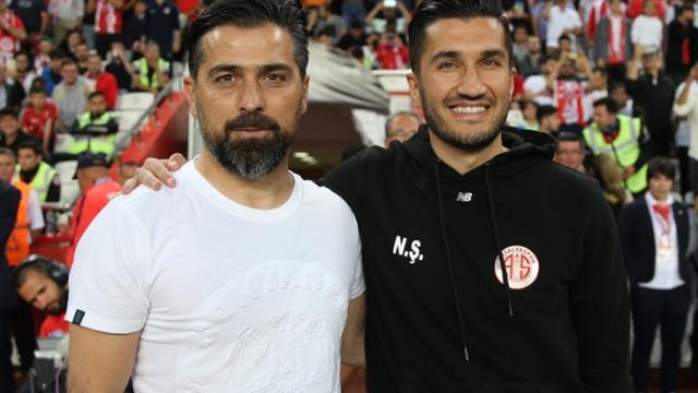 Süper Lig'i sallayan ayrılık! Başarılı hocanın görevine son verildi