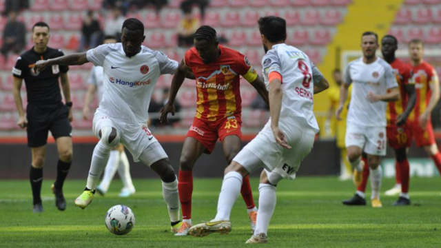 Seriye bağladılar! Kayserispor, Ümraniye'yi rahat geçti