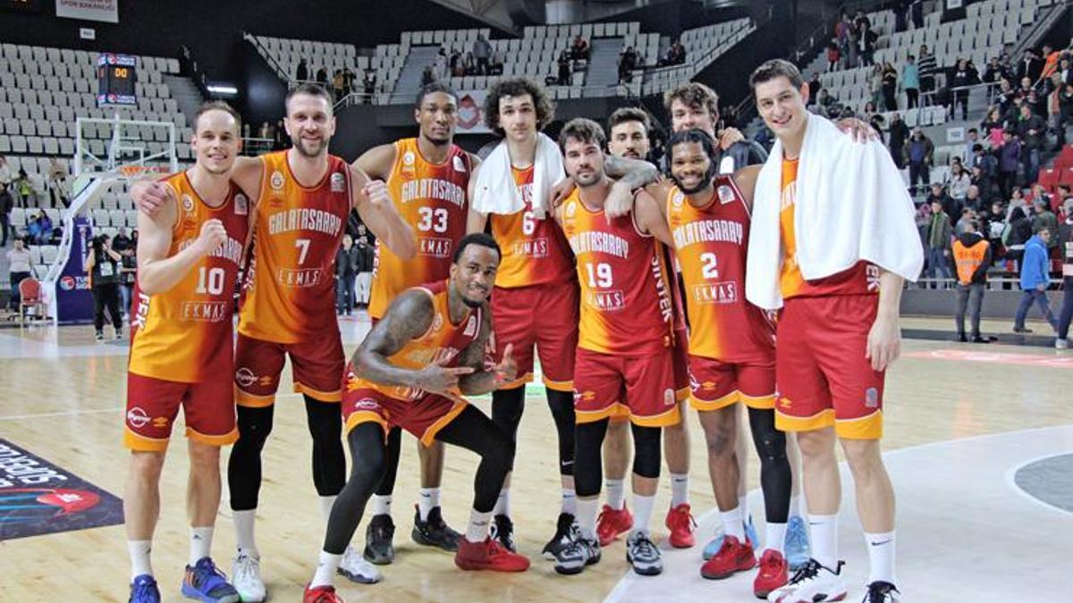 galatasaray manisada guldu