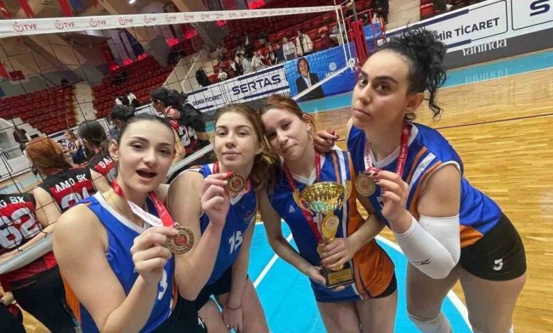 genc-kadinlar-voleybol-takimi