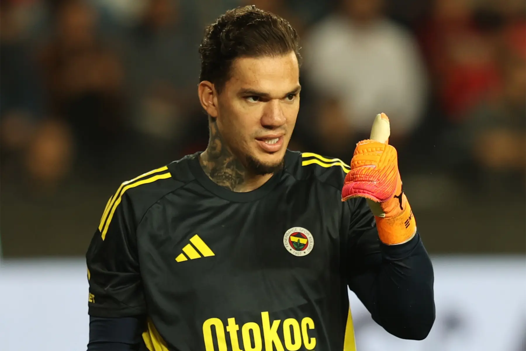 Ederson’dan alkış toplayan performans 3 ederson