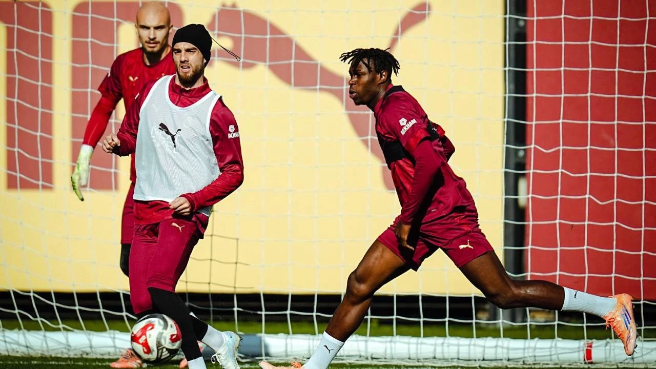 Galatasaray’dan Dev Derbi Öncesi İlk Antrenman 2 galatasaray-idman
